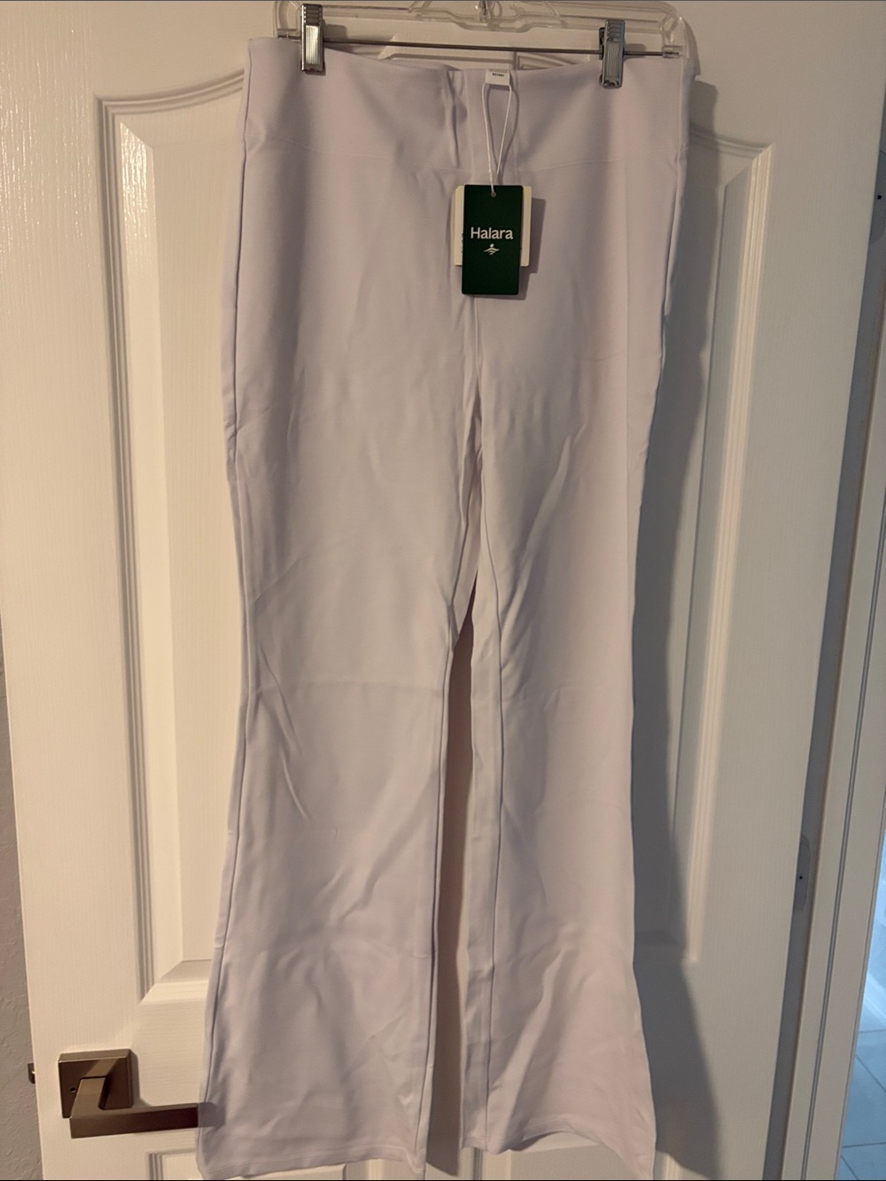 HALARA White bootcutPants